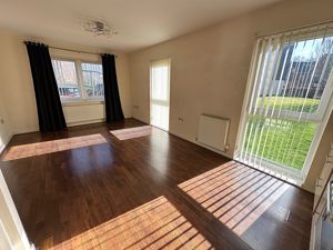 Lounge- click for photo gallery